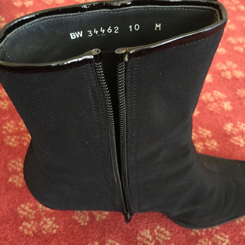 Stuart Weizmann Waterproof Booties Size 10 - image 7